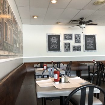 Briarfield Cafe - Inside! - Cafes Near Me - Maumee, Ohio