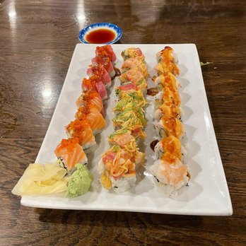 Sushi UNI - Mango, UNI, Spicy Crispy Roll - Sushi Bars Near Me - Lenexa, Kansas Sushi UNI - Mango, UNI, Spicy Crispy Roll - Sushi Bars Near Me - Lenexa, Kansas