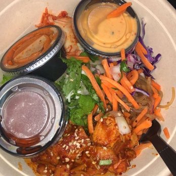 Chi'Lantro - Noodle bowl Spicy Chicken - Asian Fusion Near Me - Austin, Texas