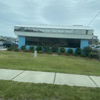 Bob's Grill - Outside - Diners Near Me - Kill Devil Hills, North Carolina
