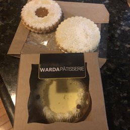 Sablé cookies and a lemon mascarpone tart - so beautiful! Sablé cookies and a lemon mascarpone tart - so beautiful!
