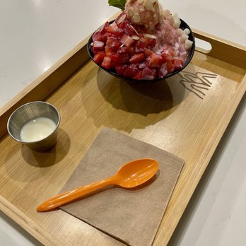 Peak Cafe - Strawberry Bingsu - Cafes Near Me - Northridge, California Peak Cafe - Strawberry Bingsu - Cafes Near Me - Northridge, California