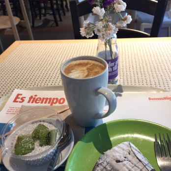 Buenas Migas - Chia with Kiwi, xocolata fan club, latte all gluten free at BuenasMigas - Italian Near Me - Barcelona, B Buenas Migas - Chia with Kiwi, xocolata fan club, latte all gluten free at BuenasMigas - Italian Near Me - Barcelona, B