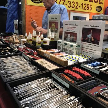 Red Barn Flea Market - Very knowledgeable professional.$5 precisión Germán tweezers, dental tools, scissors. - Flea Markets Near Me - Bradenton, Florida