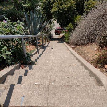 Esther's Steps - Esther's Steps / Landa Street Stairs - Hiking Near Me - Los Angeles, California Esther's Steps - Esther's Steps / Landa Street Stairs - Hiking Near Me - Los Angeles, California