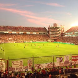 Estadio Libertadores de América - - decime algo lindo -