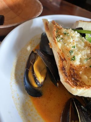 The Mariner Tavern by null