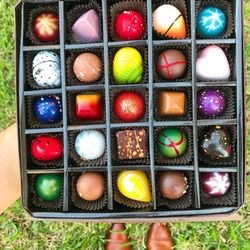 Norman Love Confections - McGregor, Fort Myers - Holiday chocolate collection