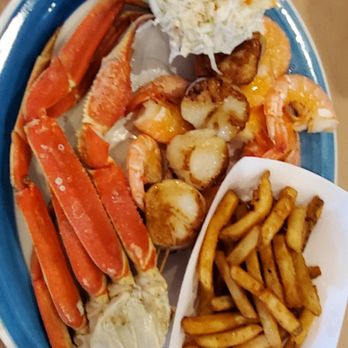 Crab House - Seafood Bounty - Seafood Near Me - Rehoboth Beach, Delaware Crab House - Seafood Bounty - Seafood Near Me - Rehoboth Beach, Delaware