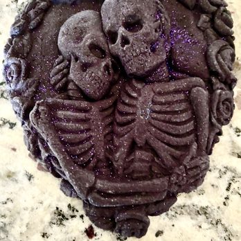 The Grim Bakers - Lovers cookie - Bakeries Near Me - San Antonio, Texas