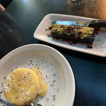 Black Bottle - Dubai chocoate and cheesecake - New American Near Me - Bellevue, Washington