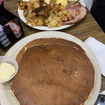 Strawn's Eat Shop - Hungry Man Breakfast - Diners Near Me - Shreveport, Louisiana Strawn's Eat Shop - Hungry Man Breakfast - Diners Near Me - Shreveport, Louisiana