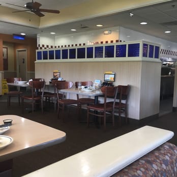 IHOP - There is nobody here and every table is dirty - Breakfast & Brunch Near Me - Sacramento, California IHOP - There is nobody here and every table is dirty - Breakfast & Brunch Near Me - Sacramento, California