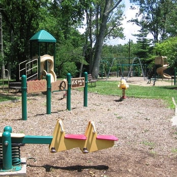 Montgomery Park - Parks Near Me - Cincinnati, Ohio