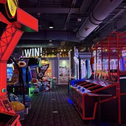 Dave & Buster's Boise