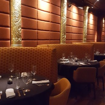 Feng Chophouse - Interior (bit empty on a Saturday evening) - April 2019 - Sushi Bars Near Me - Hartford, Connecticut Feng Chophouse - Interior (bit empty on a Saturday evening) - April 2019 - Sushi Bars Near Me - Hartford, Connecticut