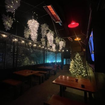 Gibson Street Bar - Bars Near Me - Austin, Texas Gibson Street Bar - Bars Near Me - Austin, Texas
