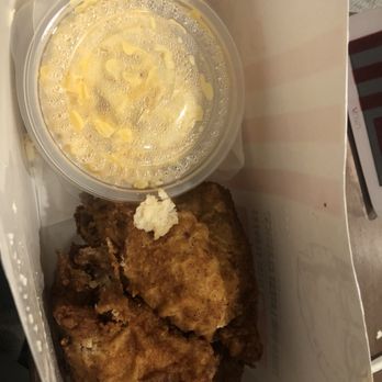 KFC - 3 pc. Chicken Box with Mac & Cheese and Mashed Potatoes & Gravy - Fast Food Near Me - Sun City, California KFC - 3 pc. Chicken Box with Mac & Cheese and Mashed Potatoes & Gravy - Fast Food Near Me - Sun City, California