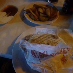 El Bósforo - Menu a 6€ con solo carne, patatas y bebida.
