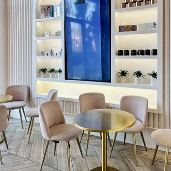 BenGong's Tea - Inside - Coffee & Tea Near Me - Irvine, California