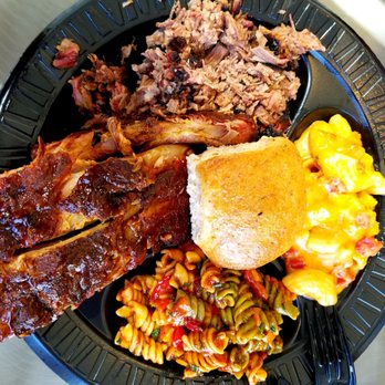 Off the Bone Barbeque - Two meat/ two side combo. Ribs, chopped brisket, con queso mac and cheese and pasta salad with a honey wheat bun. - Barbeque Near Me - Dallas, Texas Off the Bone Barbeque - Two meat/ two side combo. Ribs, chopped brisket, con queso mac and cheese and pasta salad with a honey wheat bun. - Barbeque Near Me - Dallas, Texas