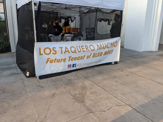 Los Taquero Mucho by null
