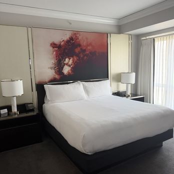 Waldorf Astoria Chicago - Comfy king size bed with beautiful art. Bedding soft and pillows lovely. - Hotels Near Me - Chicago, Illinois Waldorf Astoria Chicago - Comfy king size bed with beautiful art. Bedding soft and pillows lovely. - Hotels Near Me - Chicago, Illinois
