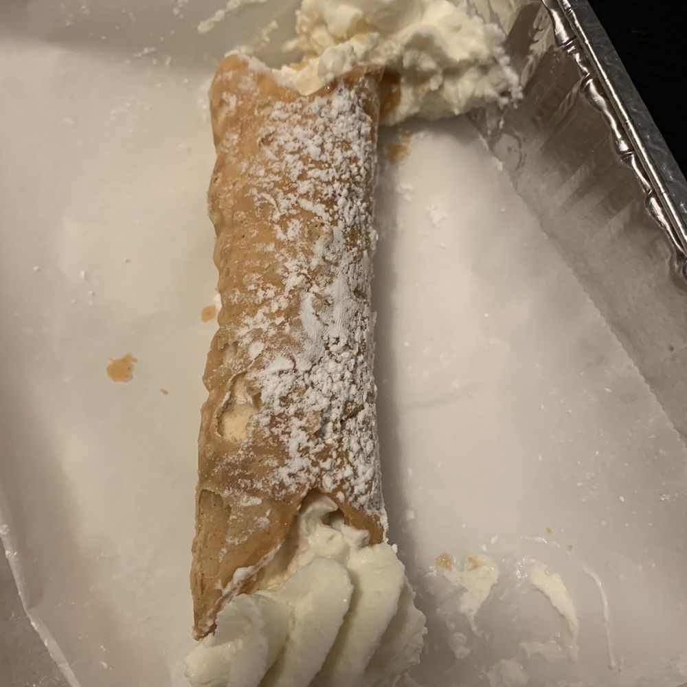 Mave's Kitchen - Cannoli - Pizza Near Me - Tyngsboro, Massachusetts Mave's Kitchen - Cannoli - Pizza Near Me - Tyngsboro, Massachusetts