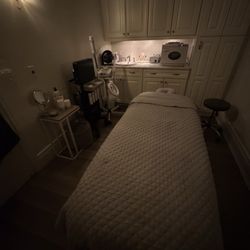 Eden Day Spa - Massage room