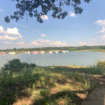Horseshoe Trail at Lake Grapevine - Hiking Near Me - Grapevine, Texas Horseshoe Trail at Lake Grapevine - Hiking Near Me - Grapevine, Texas