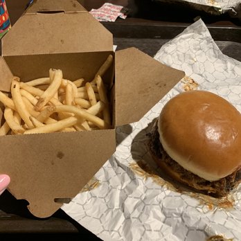 Roaring Fork - Barbecue sandwich &fries - Sandwiches Near Me - Lake Buena Vista, Florida