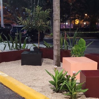 Boia De - Covid precautions had us sitting outside but they managed to somehow make dining in a parking lot have a nice ambiance! - Italian Near Me - Miami, Florida