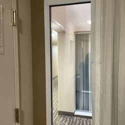 Comfort Suites Oakbrook Terrace Near Oakbrook Center - WINDOWS BY DOOR IN EVERY ROOM