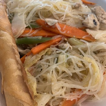 Flippin Filipino - Pancit & lumpia 6/10/21 - Food Trucks Near Me - Owens cross roads , Alabama