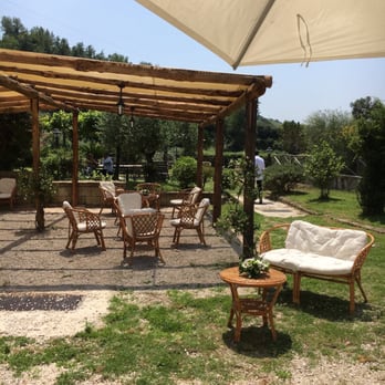 Tenuta Monte Sant'Angelo - Giardino - Agriturismi Near Me - Naples, NA