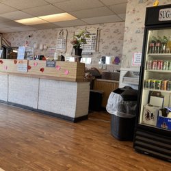 Williams Sub Shop - Inside counter where orders are placed.