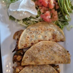 Catrine's Mexican Grill and Bar - Tacos Gobernador