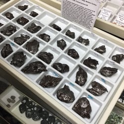 Gary's Gem Garden - Meteorites