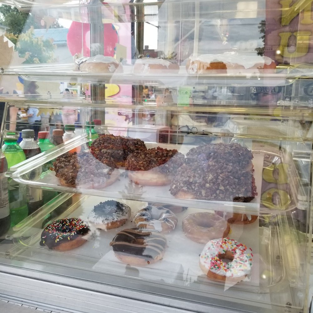 Pataskala Street Fair - Donuts, pecan rolls we're very good - Festivals Near Me - Pataskala, Ohio
