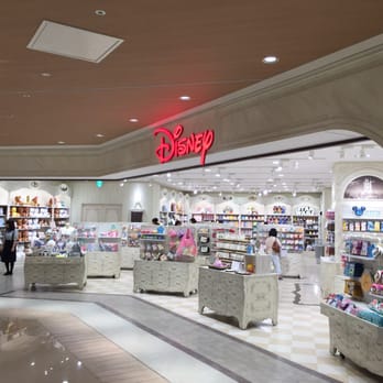 ディズニーストア - Updated November 2025 - 北区梅田3-1-3, 大阪市