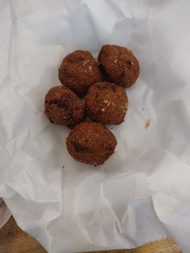 CATFISH BASKET Updated August 2024 71 Photos & 121 Reviews 4950 Hondo Pass Dr, El Paso