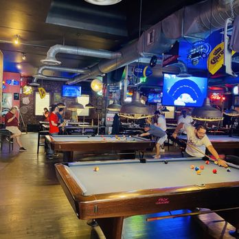 BREAK BAR - Updated January 2026 - 437 Photos & 601 Reviews - 32-04