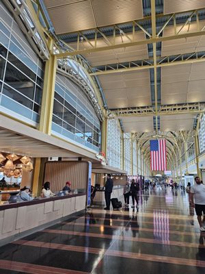 Ronald Reagan Washington National Airport by null