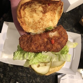 Shake Shack RiNo - Fried chicken sandwich - Fast Food Near Me - Denver, Colorado