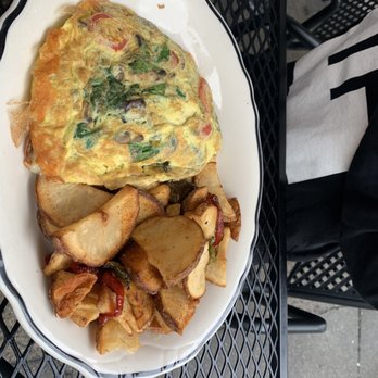 Jacob's Pickles - Veggie Cheese Omelette - Comfort Food Near Me - New York, New York Jacob's Pickles - Veggie Cheese Omelette - Comfort Food Near Me - New York, New York