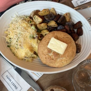 Sweet Maple - Breakfast & Brunch Near Me - Santa Monica, California