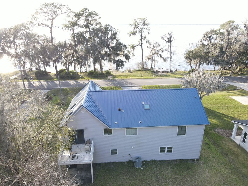 Slide of Lighthouse Roofing