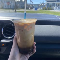 Coffee Express - Honey vanilla (pre) shaken espresso  7.5/10 Tasted of tangs with honey vanilla with a strong coffee taste