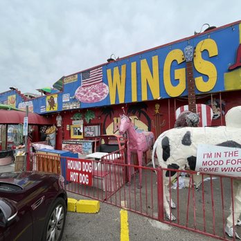 Long Wong's - Front entrance - New American Near Me - Phoenix, Arizona