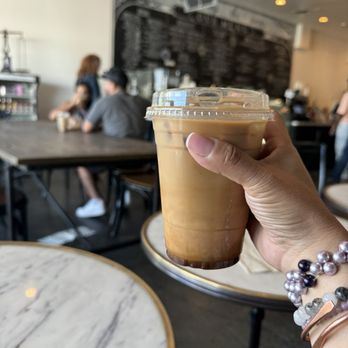 Romancing the Bean Cafe - Iced coffee - Coffee & Tea Near Me - Burbank, California Romancing the Bean Cafe - Iced coffee - Coffee & Tea Near Me - Burbank, California